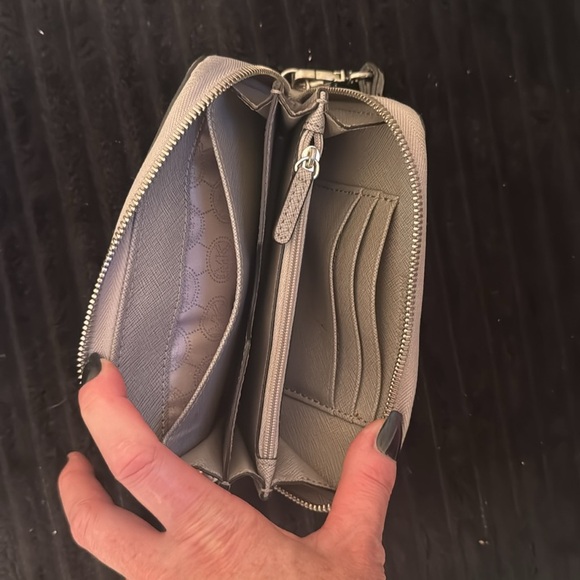 Michael Kors Wristlet Wallet - Picture 5 of 7